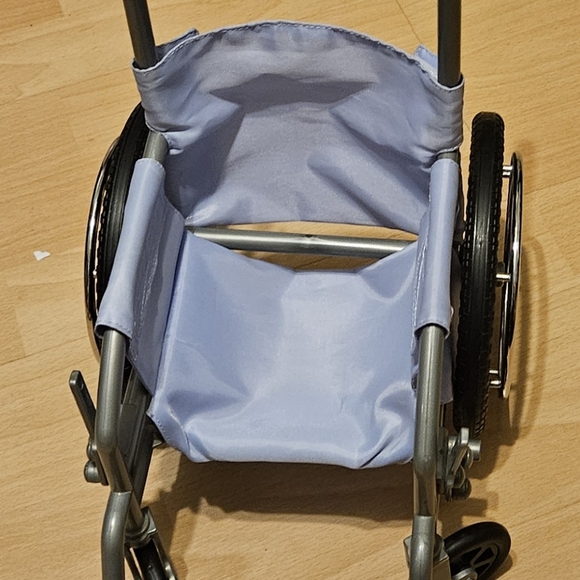 American Girl Special Needs Wheel Chair (doll NOT included) - Picture 3 of 4